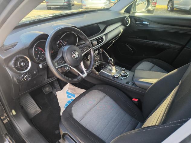 Alfa Romeo Stelvio 2.2 Td 180CV AT8 Q4 Business (no PRIVATI) - Foto 9