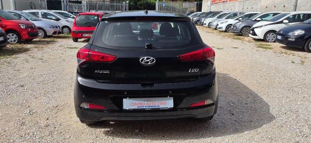 HYUNDAI i20 1.2 84 CV 5p. Comfort - Foto 6