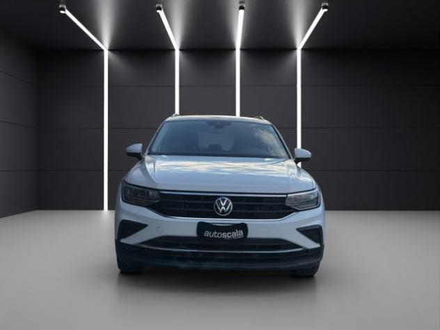 VOLKSWAGEN Tiguan 2.0 TDI 150 CV SCR DSG Life rif. 23603253 - Foto 8