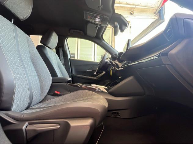Peugeot 2008 Hybrid 145cv e-DCS6 Allure auto - Foto 8