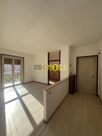 AMPIO QUADRILOCALE CON GIARDINO IN CONTESTO BIFAMILIARE – SENZA SPESE CONDOMINIALI - Foto 5