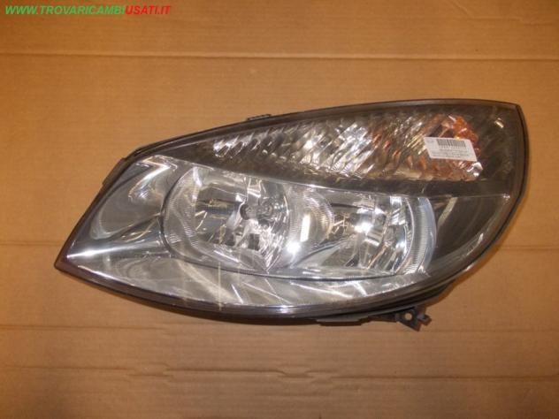 PROIETTORE D.(fino al 09/2006) RENAULT SCENIC (J84)  Parti elettriche  Fanaleria  Proiettori  Proiettore ant. RENAULT - GRAND SCENIC 2004  2009 - 01-0