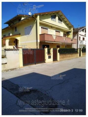 IMMOBILI-IMMOBILE RESIDENZIALE-Via Forlì, 13, 65012 Villanova PE, Italia - Foto 2
