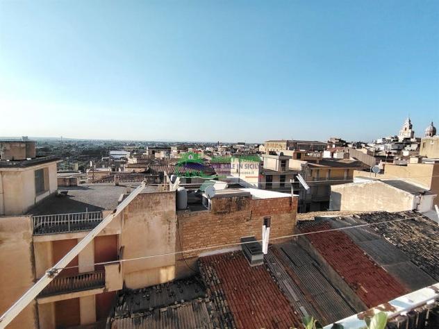 Rif:2618 - Ampio appartamento nel cuore di Comiso – Con Terrazza e Balconi - Foto 18