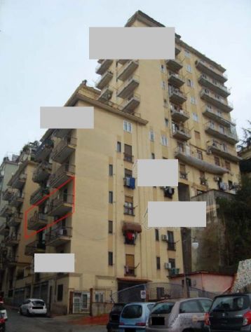 Salerno via De Caro– Appartamento + posto auto occasione ASTA - Foto 4