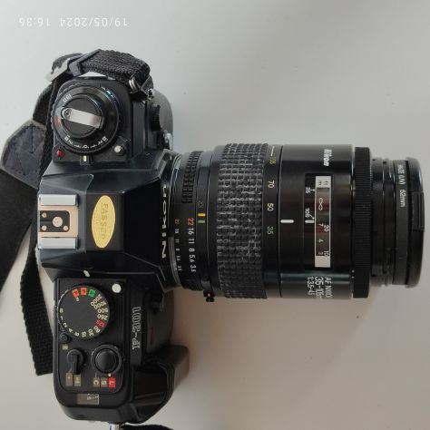 Fotocamera Nikon F-301+obiettivo 35-105mm+soft case - Foto 2