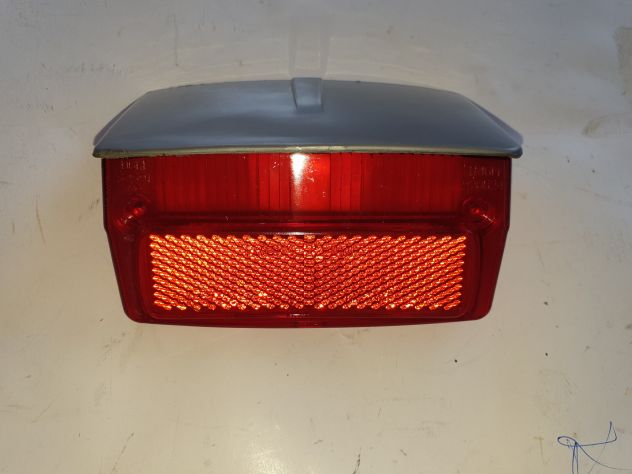FANALE POSTERIORE TRIOM VESPA 50 SPECIAL - Foto 3