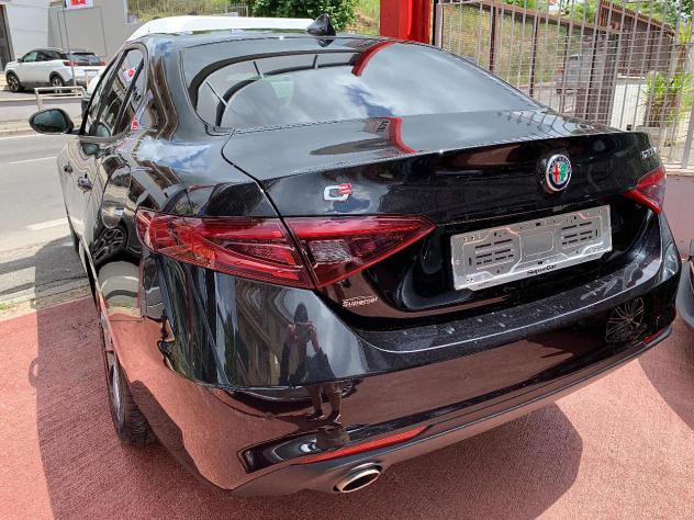 Alfa Romeo Giulia 2.2 Turbodiesel 150 CV Q2 VETTURA AZIENDALE - Foto 7
