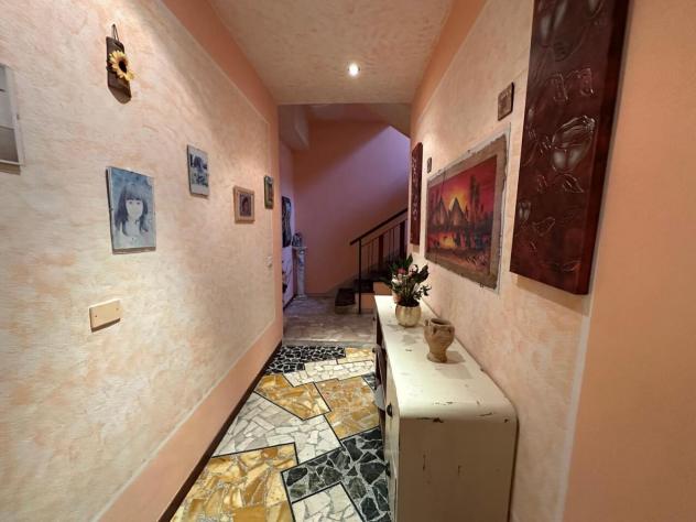 Porzione di casa in vendita a Castelnuovo Magra - Foto 4