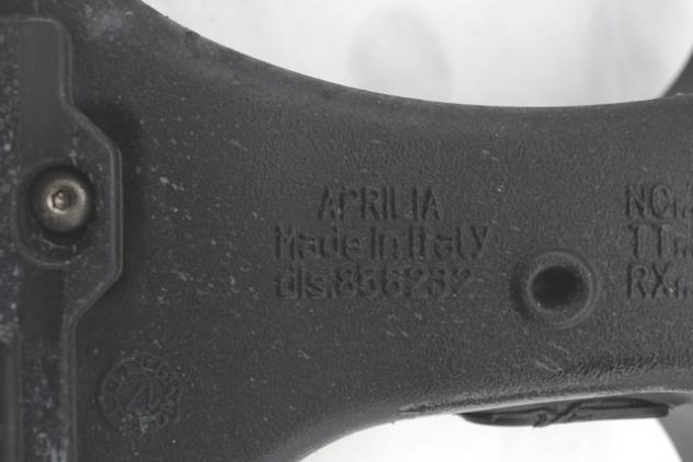 APRILIA DORSODURO 900 85623200XNB FORCELLONE POSTERIORE 17 - 20 REAR SWINGARM PICCOLO GRAFFIO - Foto 7