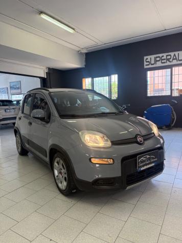 Fiat Panda 1.0 FireFly S&S Hybrid Red - Foto 3