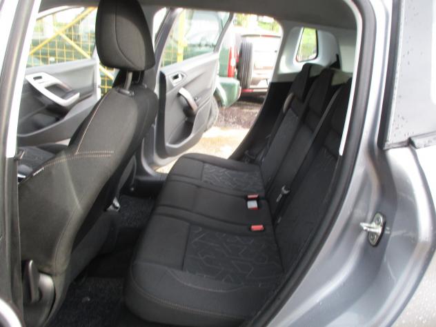 Peugeot 2008 1.6 e-HDi 92 CV FULL OPTIONAL!! 2014 - Foto 6