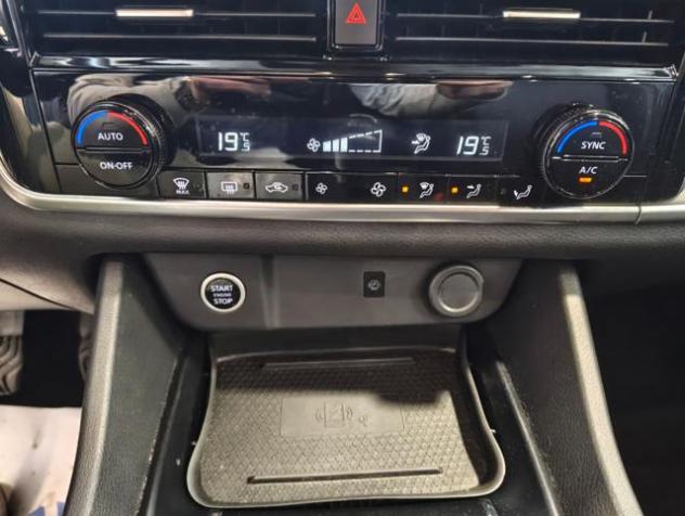 NISSAN Qashqai MHEV 140 CV Acenta rif. 23997448 - Foto 9
