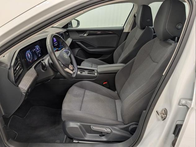 Volkswagen Passat Variant 1.5 eTSI DSG - Foto 10