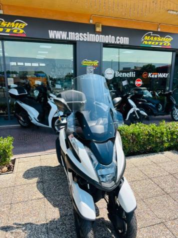 YAMAHA Tricity 155 TUTTO INCLUSO ANCHE PASSAGGIO! MINI RATE rif. 23995575 - Foto 9