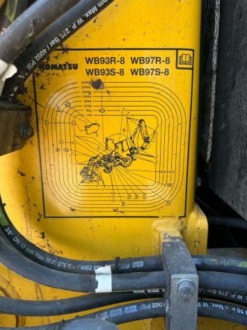 TERNA KOMATSU WB 97 R-8 - Foto 10