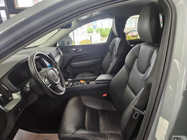 Volvo XC 60 XC60 B4 AWD automatico Core - Foto 9
