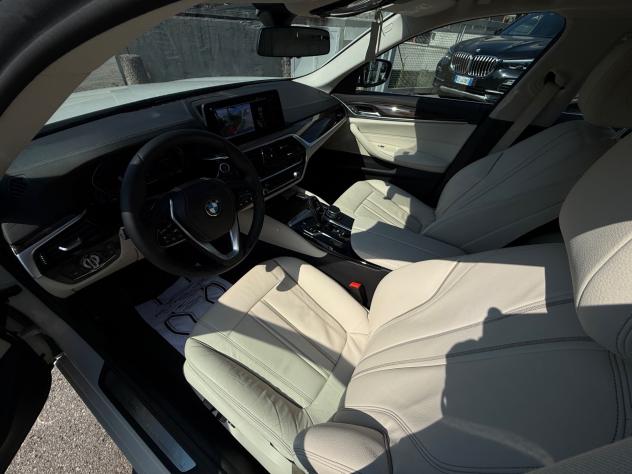 BMW 530d 48V xDrive Luxury 249CV 2021 BERLINA - Foto 9