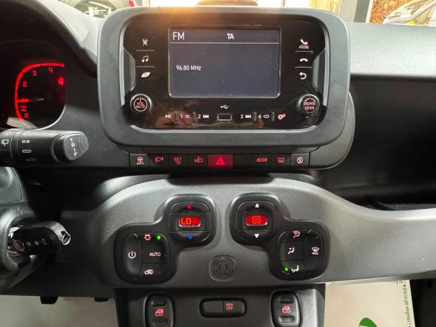 Fiat Panda 1.0 FireFly S&S Hybrid City Life - Foto 10