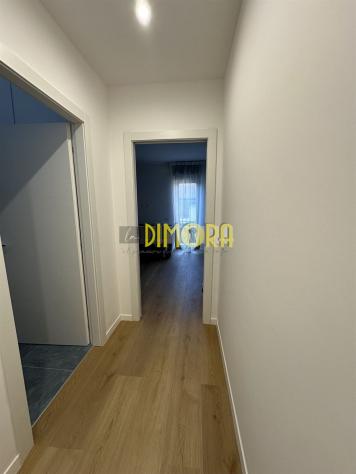 due locali in locazione pieno centro paese - Foto 2