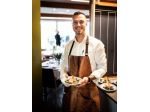 Camerieri in ristorante zona Eur