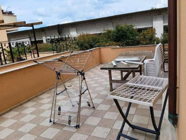 Immobile in asta di 107 m² con più di 5 locali e box auto in vendita a Perugia - Foto 5