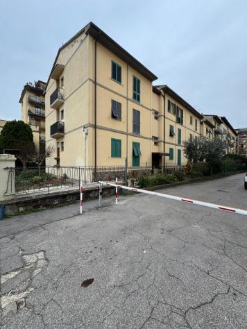 APPARTAMENTO di 4 vani e di 92 mq (SCANDICCI - Via Pisana 42, Casellina, Scandicci) rif. 0300