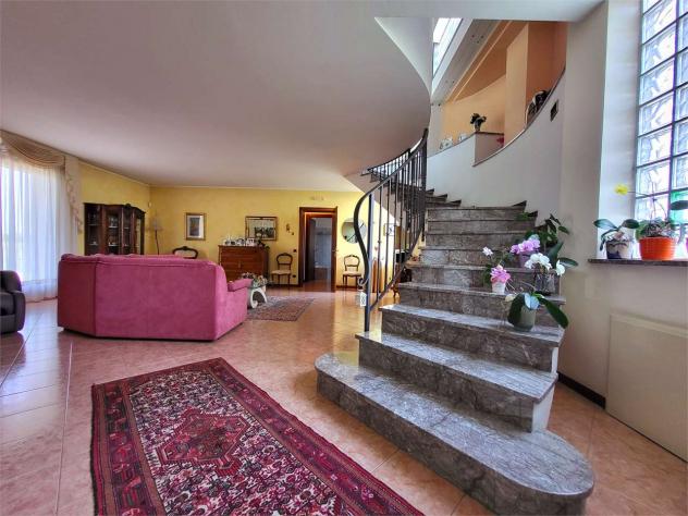 V005554 - VILLAFRANCA – VILLA SINGOLA CON GIARDINO DI 2.000 MQ - Foto 10