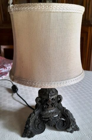 lampada da tavolo in ghisa con paralume in stoffa - Foto 7