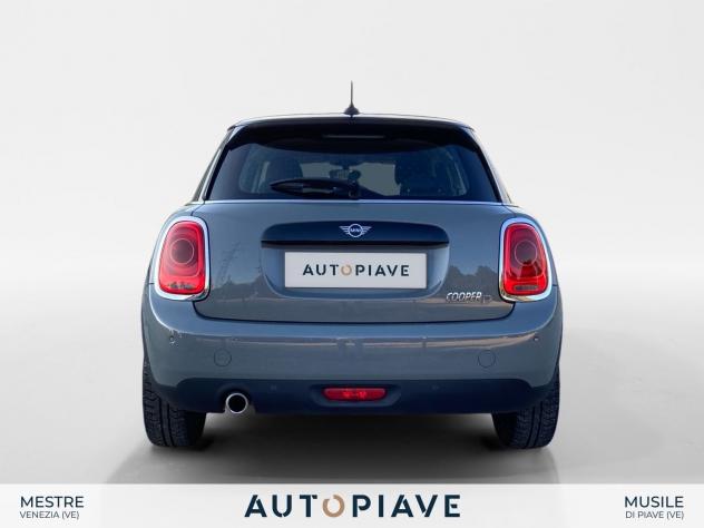 MINI Mini 5 porte Mini 5p 1.5 Cooper D Business auto - Foto 4
