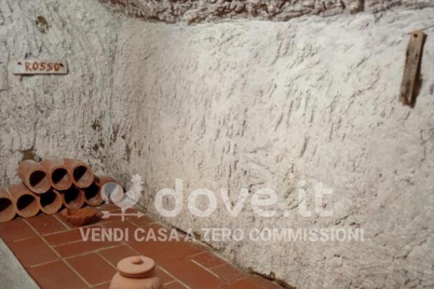Palazzo / Stabile di 292 m² con più di 5 locali in vendita a Fabro - Foto 20