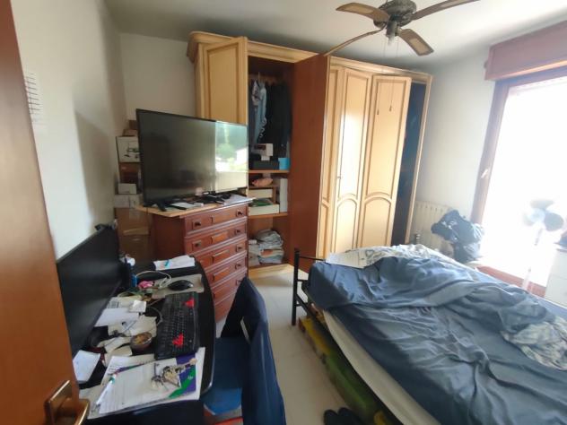 Viareggio, prima periferia, vendesi appartamento al 2 ed ultimo piano senza ascensore cosi composto: ingresso in sala con angolo cottura, piccolo terr - Foto 10