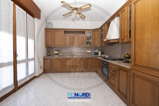RIF. CC6248 - VISTARINO - Frazione di Buttirago - Villa indipendente: 2 appartamenti, box, magazzino, taverna, giardino. - Foto 18