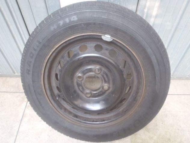 Pneumatico con cerchio 155/70 r13 (gomma di scorta)