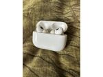 Apple AirPods Pro 2 MagSafe