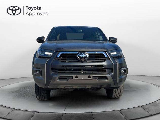 Toyota Hilux 2.8 D-4D 48V A/T 4WD DC Invincible - Foto 8
