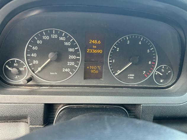 Mercedes-Benz Classe A A 150 Avantgarde edition10 - Foto 6