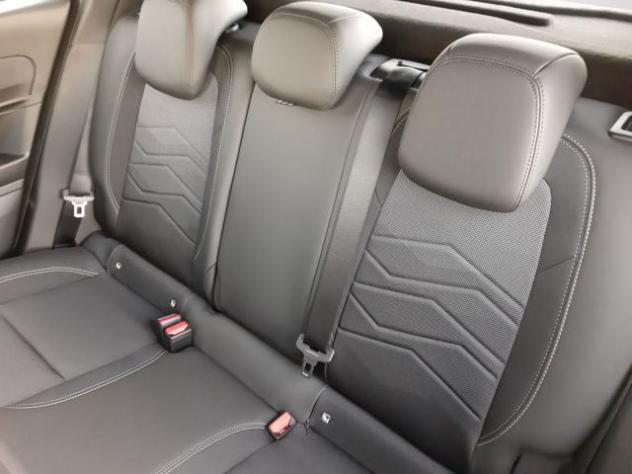JEEP Avenger 1.2 Turbo e-hybrid 100CV Altitude rif. 23378045 - Foto 8