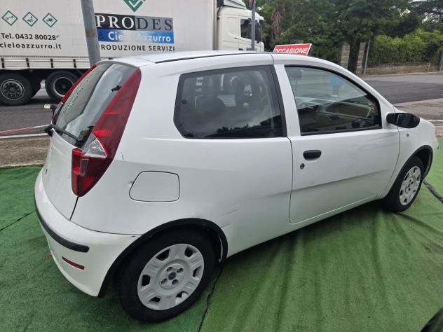 Fiat Punto 1.2 3 porte Active - Foto 6