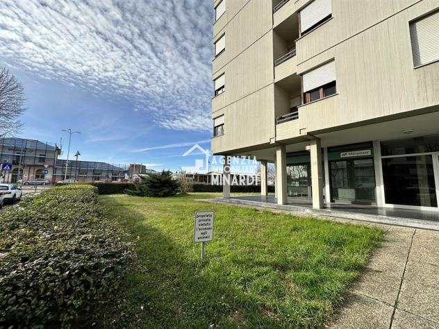 LUGO – ZONA STAZIONE | AMPIO IMMOBILE COMMERCIALE A REDDITO - Foto 14