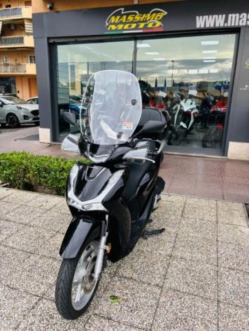 HONDA SH 150 TUTTO INCLUSO ANCHE PASSAGGIO! MINI RATE rif. 23809781 - Foto 2