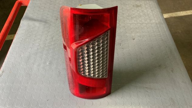 Fanale posteriore SX Ford Transit Connect del 2012