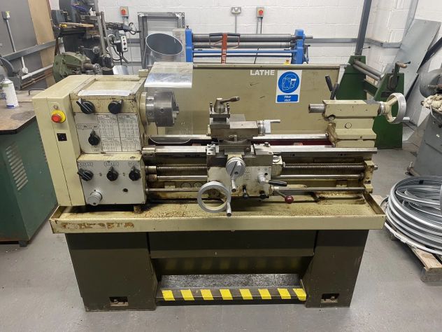 Tornio per metalli Harrison M300. 230 Volt