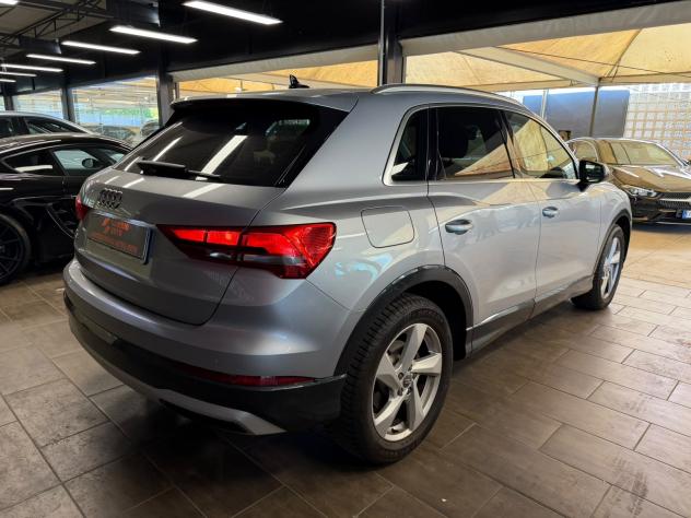 Audi Q3 35 2.0 tdi s-tronic - Foto 4