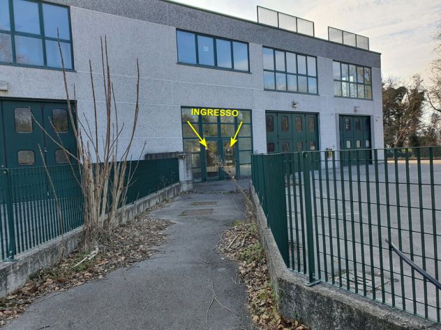 CAPANNONI POLIFUNZIONALI 675 MQ PRIMO PIANO A CALCINELLI (PU) - Foto 3