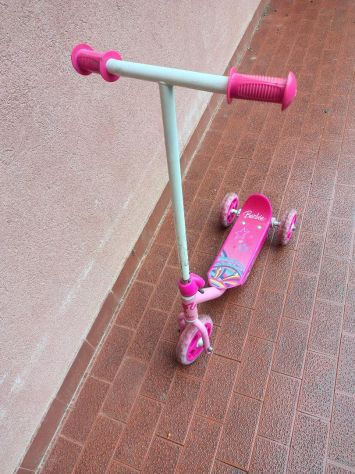 monopattino da bimba e casco - Foto 3
