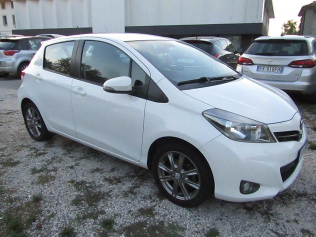 Toyota Yaris 1.3 5 p. unipr. basso chilom.