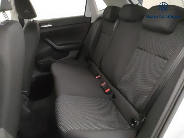 Volkswagen Polo 1.0 Young - Foto 10