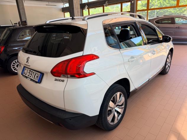 Peugeot 2008 1.2benz 82cv Autom. Gancio Tr - Foto 3