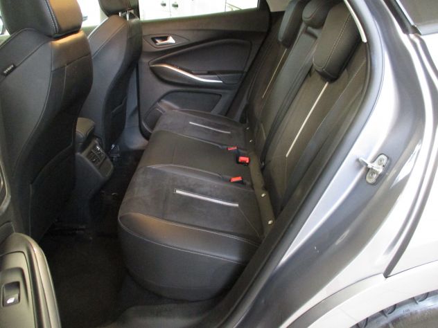 Opel Grandland 1.6 HYB PLUG-IN GSE AWD ULTIMATE (TOTALE 300CV) UNIPROPRIETARIO - Foto 10